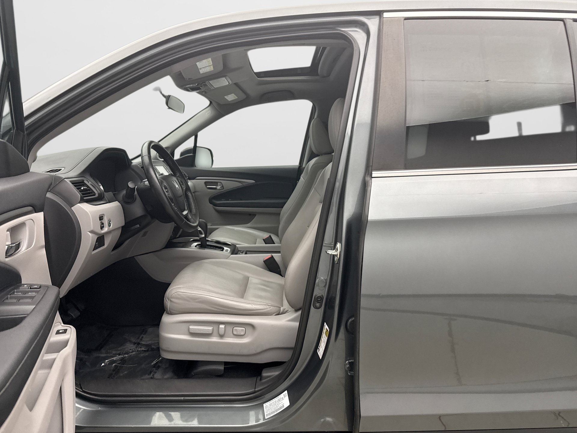 Used 2019 Honda Ridgeline RTL image 11