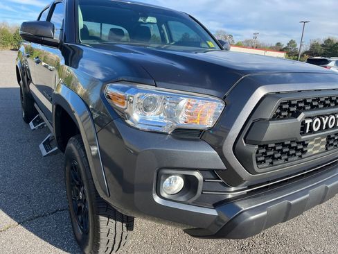 Certified 2022 Toyota Tacoma SR5 w/ Technology Package image 24
