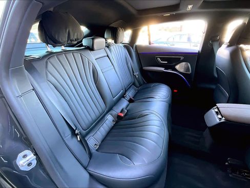 Used 2023 Mercedes-Benz EQS 450+ Sedan image 19