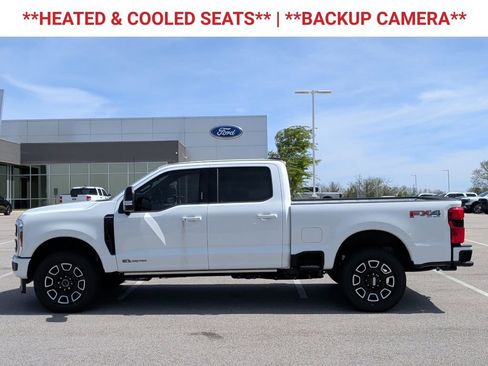 New 2026 Ford F250 Platinum w/ FX4 Off-Road Package image 5