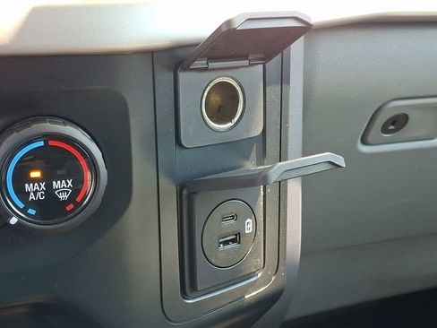 Used 2023 Ford F150 XLT AWD/4WD image 22