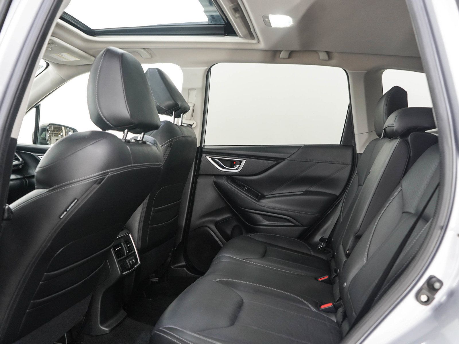 Used 2019 Subaru Forester Limited w/ Popular Package #3 AWD/4WD image 15