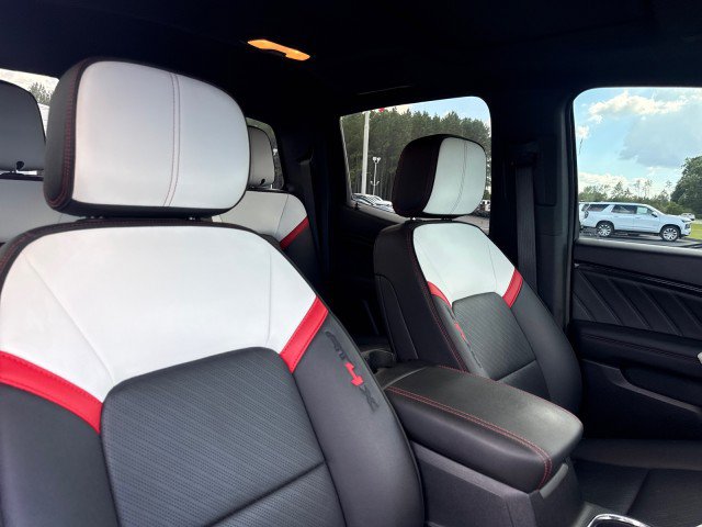 Used 2023 GMC Canyon AT4X AWD/4WD image 11