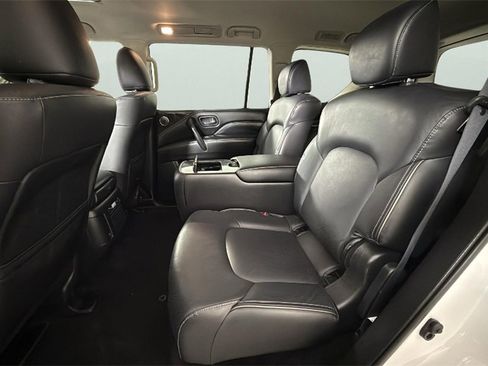 Used 2024 INFINITI QX80 Luxe image 32