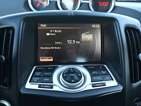 Used 2014 Nissan 370Z Touring w/ Sport Package image 19