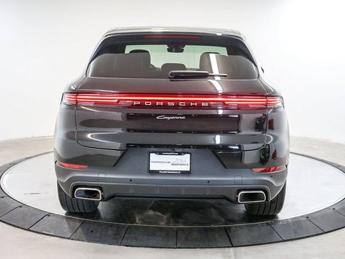 New 2026 Porsche Cayenne AWD/4WD image 10
