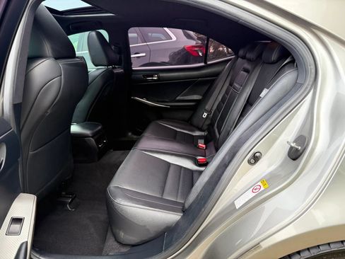Used 2016 Lexus IS 200t w/ F Sport Package RWD image 29