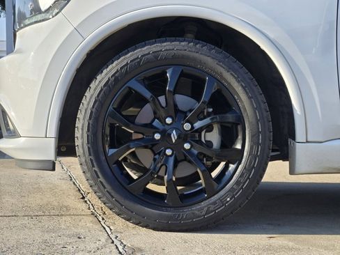 Used 2020 Dodge Durango SXT image 11