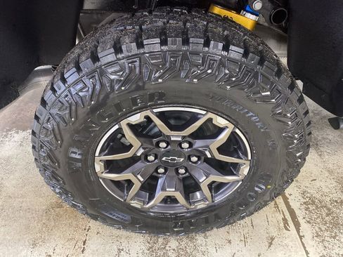 New 2026 Chevrolet Colorado ZR2 w/ Technology Package image 10