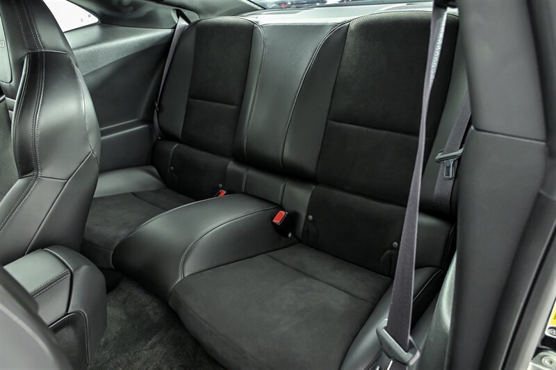 Used 2015 Chevrolet Camaro Z/28 RWD image 18