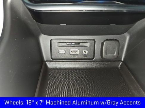 Used 2021 GMC Terrain SLT w/ Infotainment Package II image 33