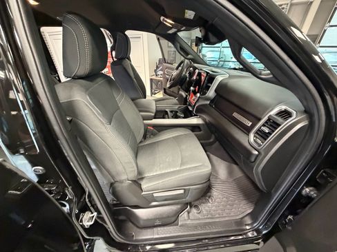 Used 2025 RAM 2500 Big Horn AWD/4WD image 41