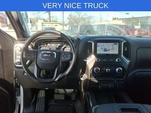 Used 2021 GMC Sierra 1500 AT4 w/ AT4 Preferred Package AWD/4WD image 13