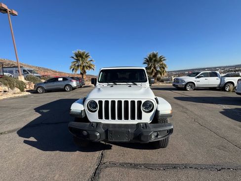 Certified 2023 Jeep Wrangler Unlimited Sahara image 8