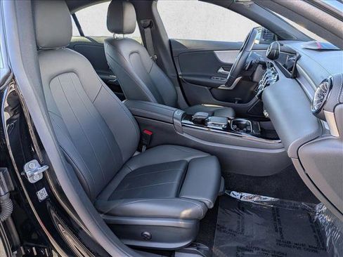 Certified 2023 Mercedes-Benz CLA 250 image 21