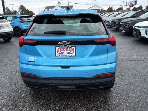 New 2027 Chevrolet Bolt LT w/ Comfort Package image 6