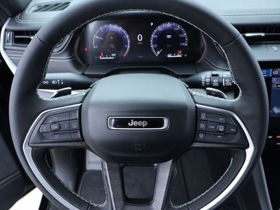 New 2026 Jeep Grand Cherokee L 4WD