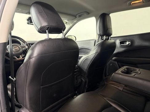 Used 2021 Jeep Compass Limited AWD/4WD image 21