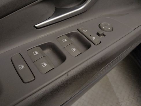 Used 2021 Hyundai Elantra SEL w/ Cargo Package image 27