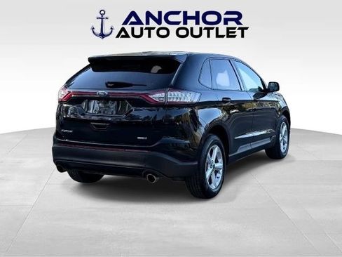 Used 2017 Ford Edge SE image 8