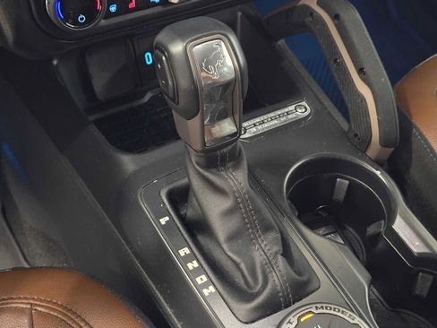 Used 2024 Ford Bronco Outer Banks AWD/4WD image 35