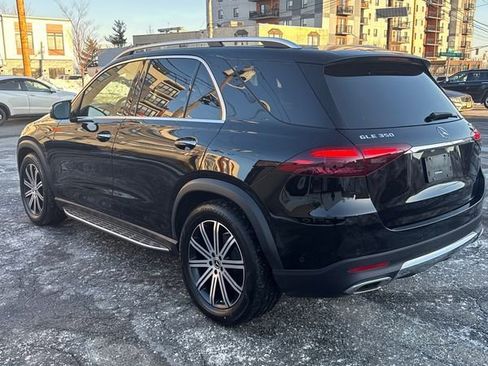 Used 2025 Mercedes-Benz GLE 350 4MATIC image 8