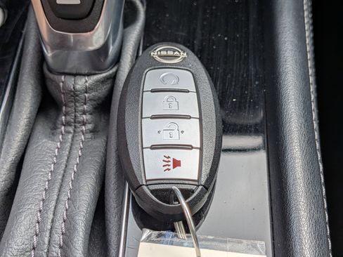 Used 2022 Nissan Kicks SV image 31