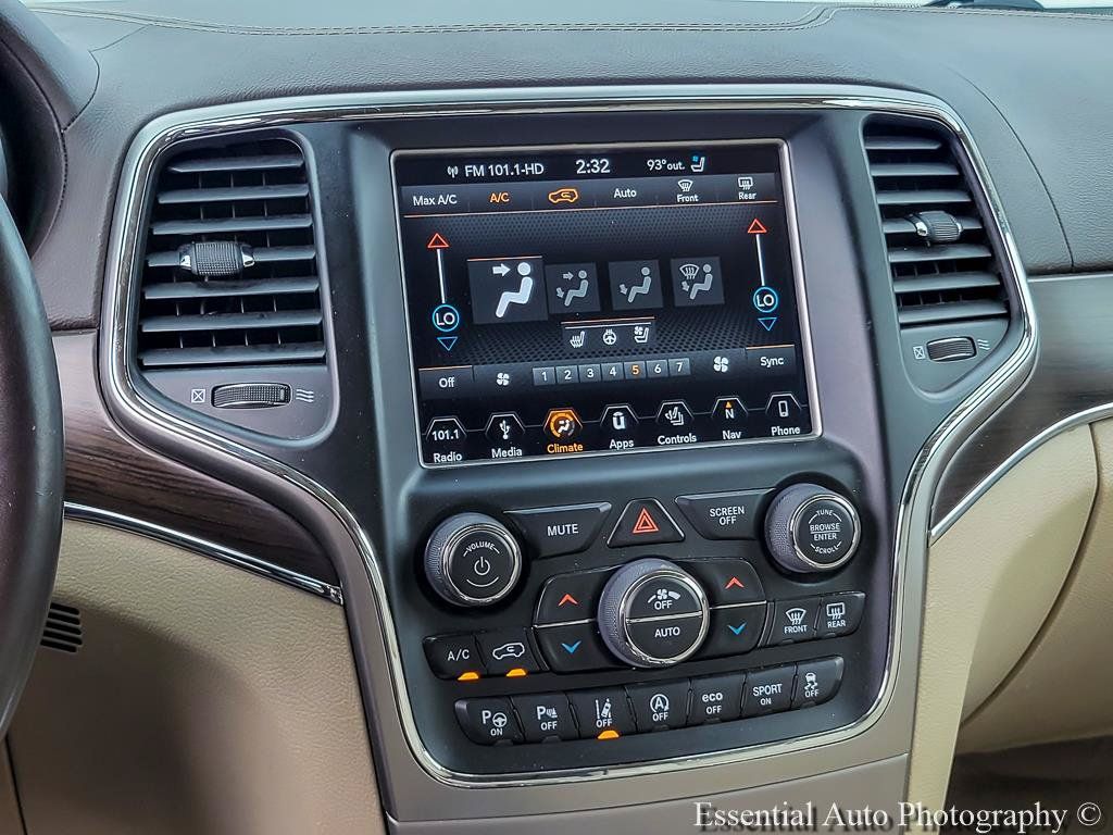 Used 2018 Jeep Grand Cherokee Overland AWD/4WD image 23