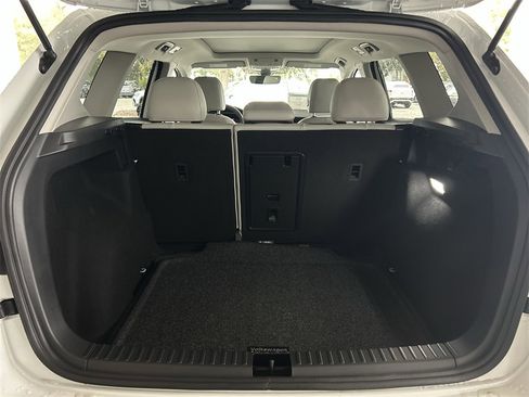 New 2026 Volkswagen Taos SE image 41