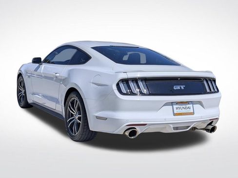 Used 2017 Ford Mustang GT RWD image 11