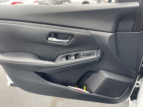 Certified 2022 Nissan Sentra SV w/ Trunk Package image 9