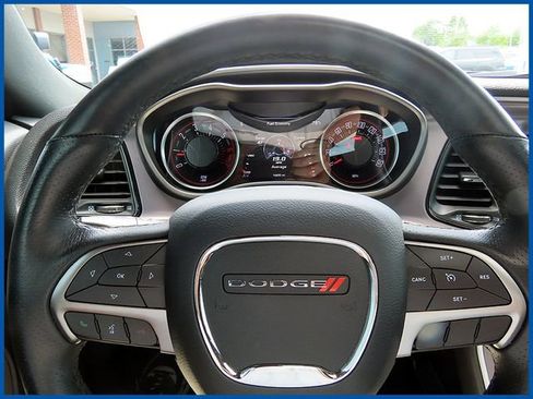 Used 2019 Dodge Challenger R/T Scat Pack RWD image 14