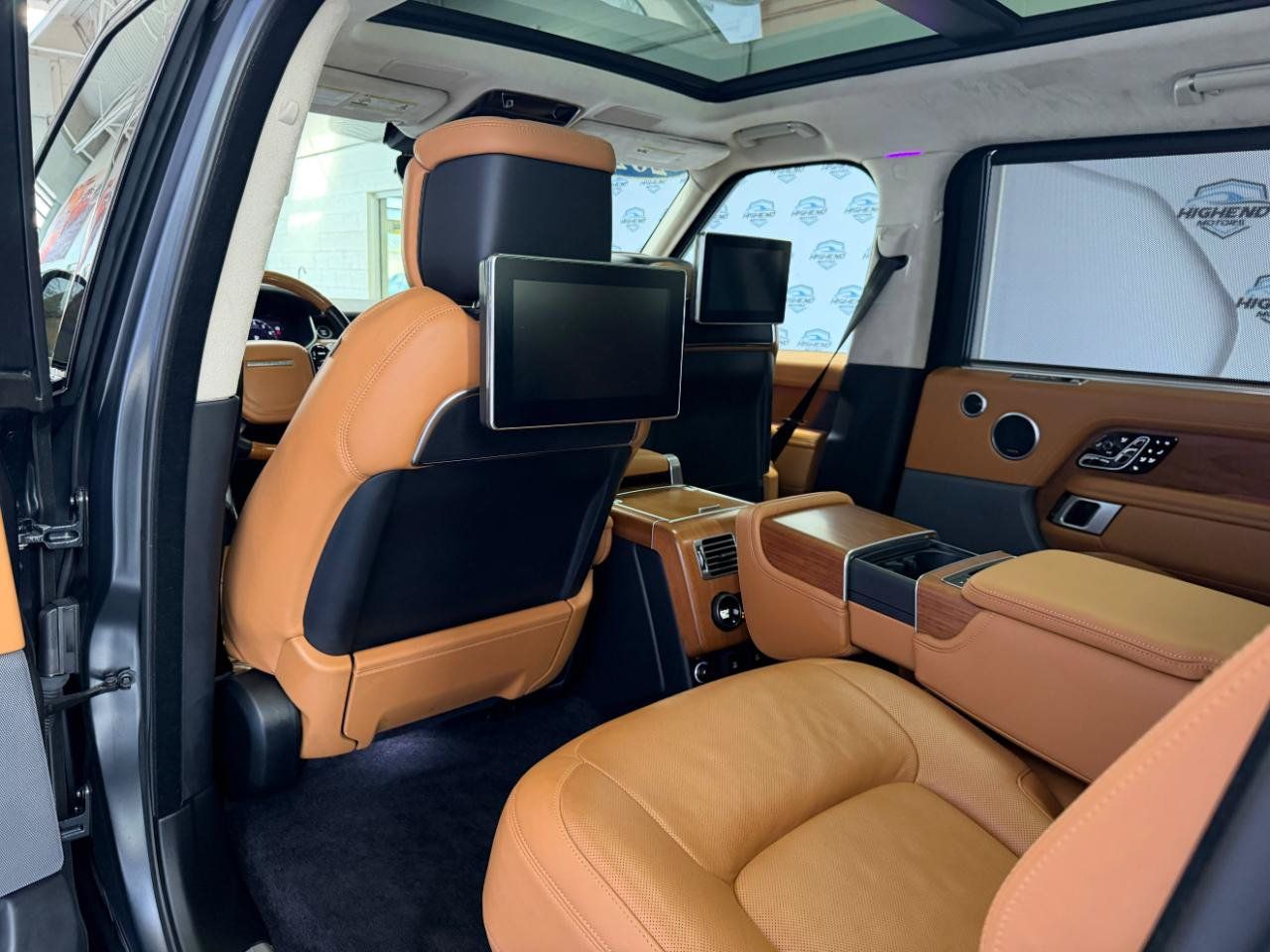 Used 2020 Land Rover Range Rover Long Wheelbase Autobiography AWD/4WD image 20