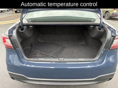 Used 2025 Subaru Legacy Premium AWD/4WD image 10