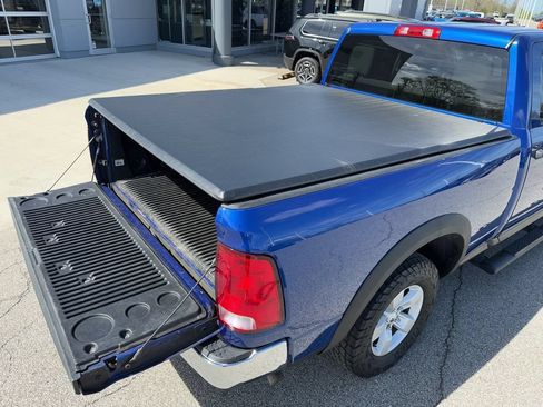 Used 2016 RAM 1500 ST w/ SXT Appearance Group AWD/4WD image 17