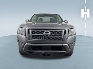 Used 2024 Nissan Frontier SV video 2