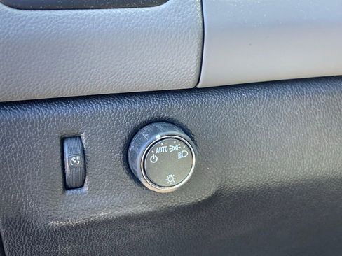 Used 2016 Chevrolet Colorado W/T image 18