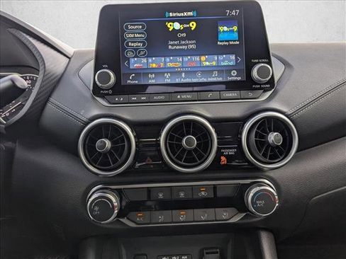 Used 2025 Nissan Sentra SV image 10