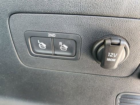 Used 2022 Kia Sorento SX image 17