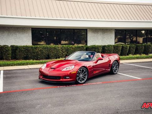 Used 2013 Chevrolet Corvette 427 w/ 1SB Preferred Equipment Group RWD image 42