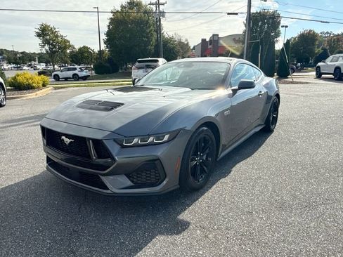 Used 2024 Ford Mustang GT image 3