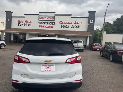 Used 2019 Chevrolet Equinox LS FWD image 23