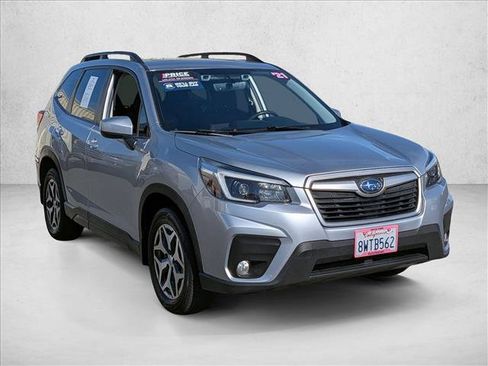 Used 2021 Subaru Forester Premium w/ Popular Package #1 AWD/4WD image 3