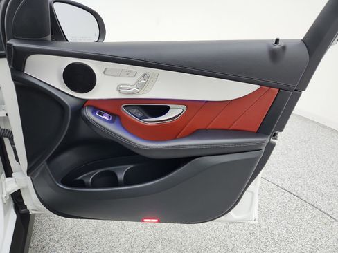 Certified 2022 Mercedes-Benz GLC 43 AMG 4MATIC image 28