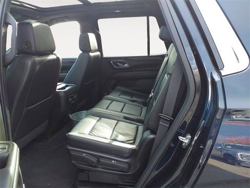 Used 2021 Chevrolet Tahoe LT w/ LT Signature Package image 13