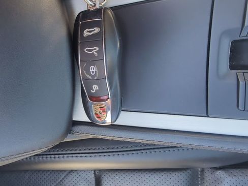 Used 2017 Porsche 718 Boxster S image 24