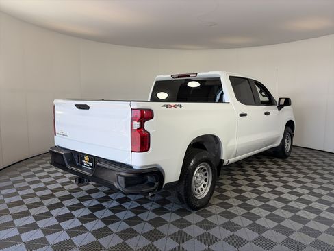 Used 2024 Chevrolet Silverado 1500 W/T w/ Trailering Package AWD/4WD image 10