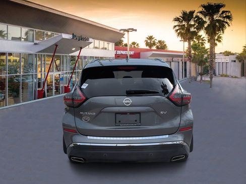 Used 2022 Nissan Murano SV FWD image 4
