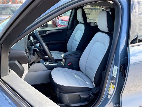 New 2026 Ford Escape Active w/ Cold Weather Package image 9
