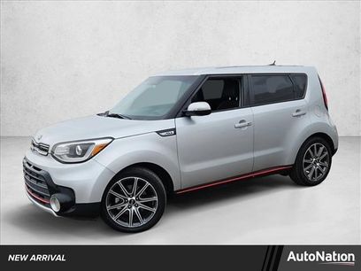 Used 2017 Kia Soul ! w/ Tech Package